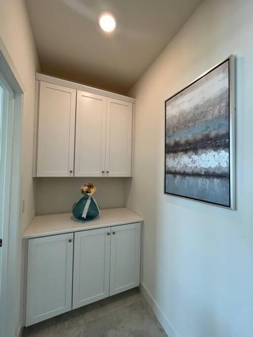Brand-New, Beautiful & Stylish Home In Sacramento! Luaran gambar