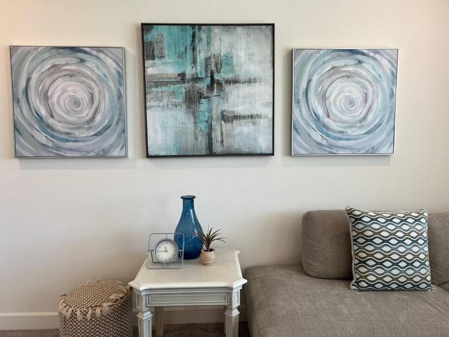 Brand-New, Beautiful & Stylish Home In Sacramento! Luaran gambar