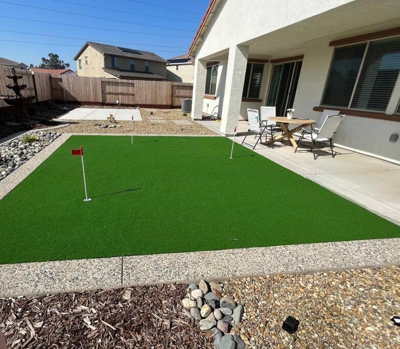 Brand-New, Beautiful & Stylish Home In Sacramento! Luaran gambar